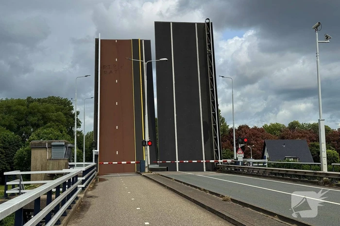 Technische storing in brug zorgt voor verkeershinder