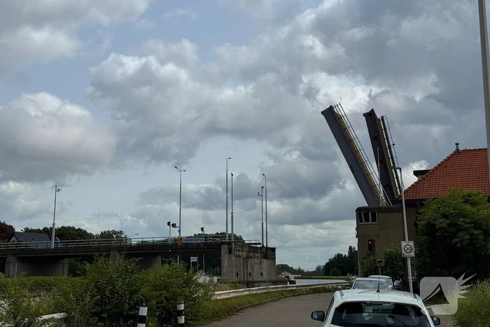 Technische storing in brug zorgt voor verkeershinder