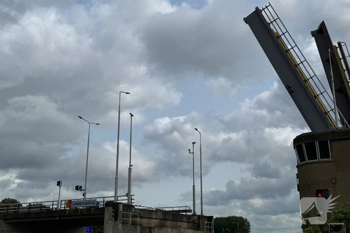 Technische storing in brug zorgt voor verkeershinder