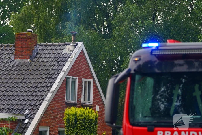 Weg dicht vanwege schoorsteenbrand