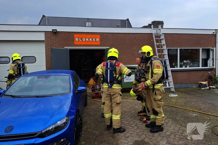 Brand in magazijn van huishoudwinkel