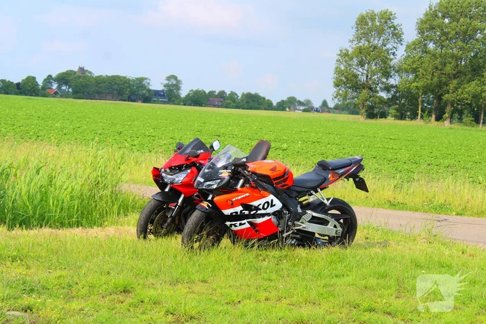 Twee motoren beschadigd bij aanrijding
