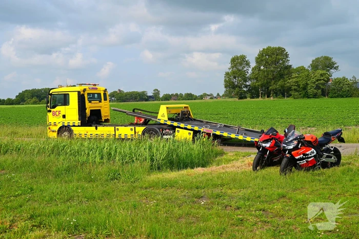 Twee motoren beschadigd bij aanrijding