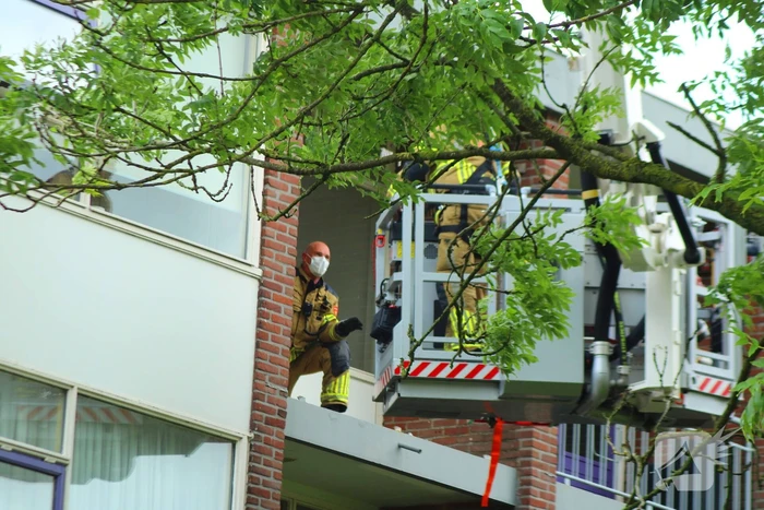 Brandweer zet zwaar materieel in voor hulpverlening