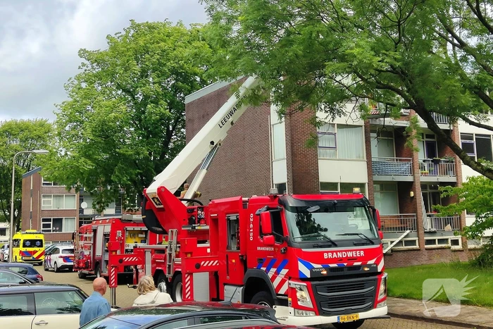 Brandweer zet zwaar materieel in voor hulpverlening