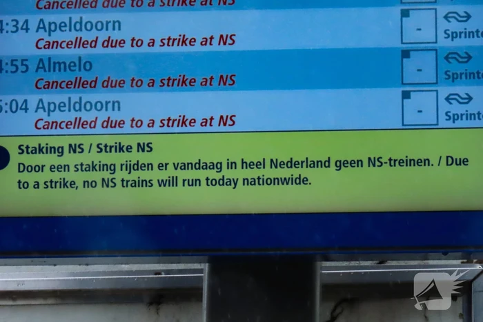NS-personeel legt werk neer voor betere lonen