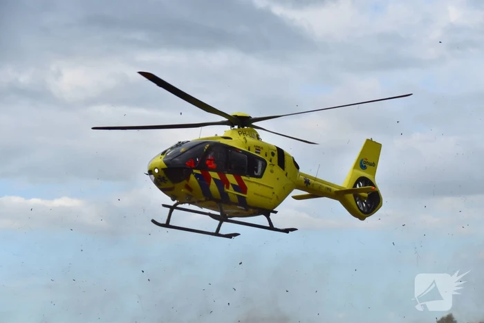 Bejaarde overlijdt na val in water