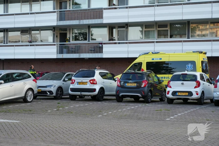Politie-onderzoek na incident bij flat