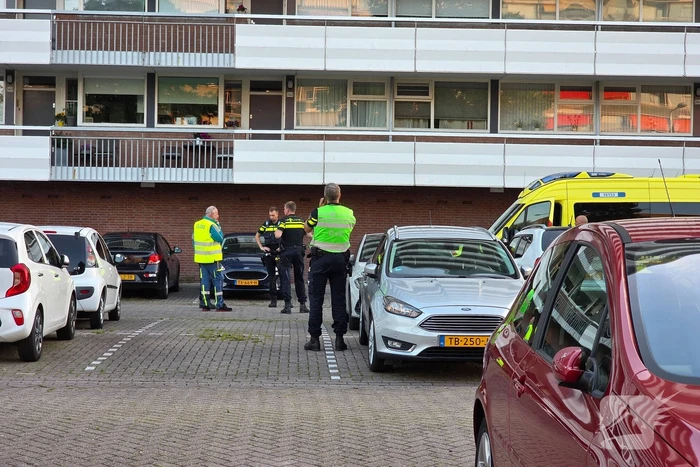 Politie-onderzoek na incident bij flat