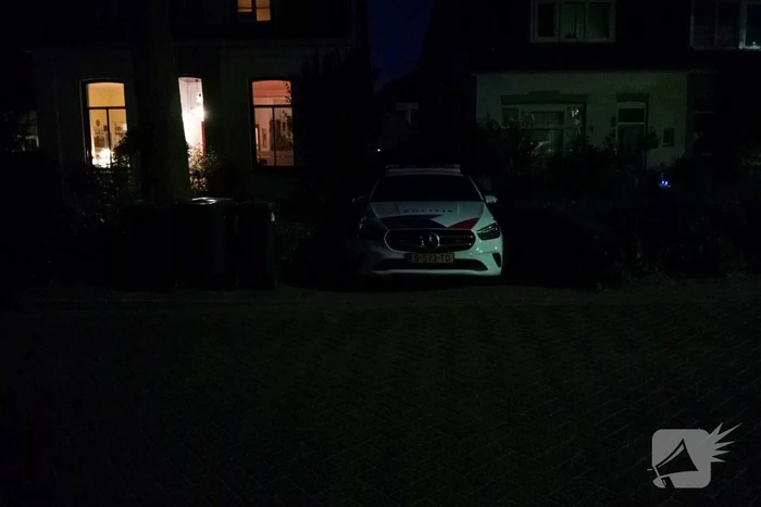 Politie doet onderzoek naar explosie bij woning