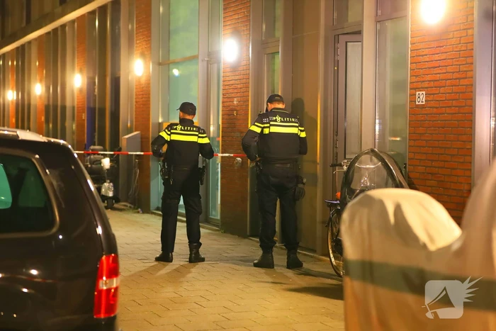 Schietincident laat kogelinslagen achter op flatgebouw