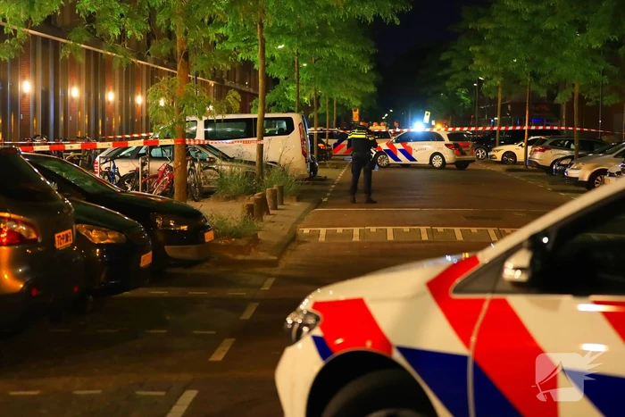 Schietincident laat kogelinslagen achter op flatgebouw