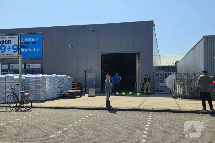 Magazijnbrand snel onder controle
