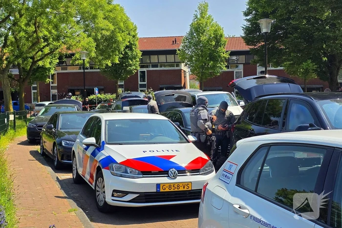 Politieafzetting bij woning