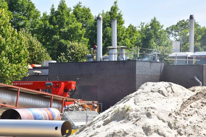 Brand tijdens sloopwerk zwembad