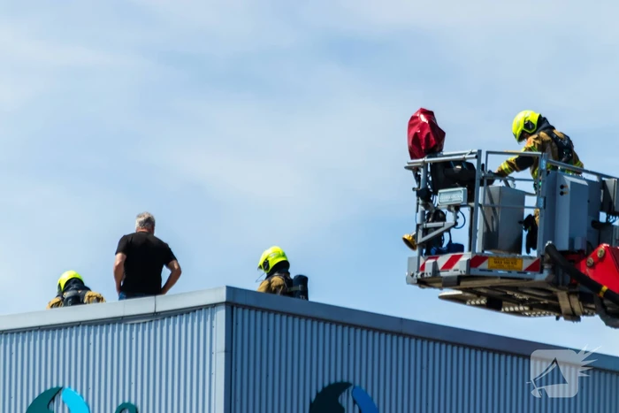 Kastbrand op dak snel geblust