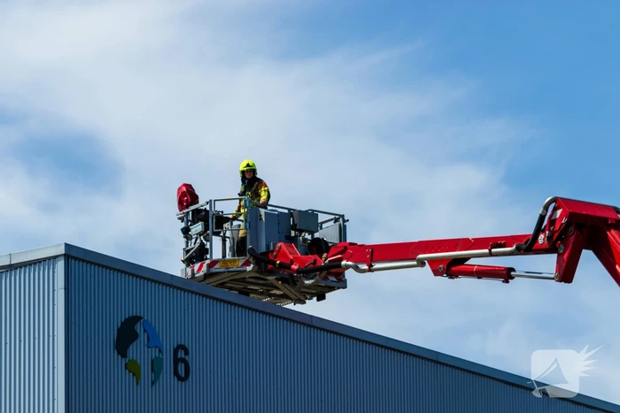 Kastbrand op dak snel geblust