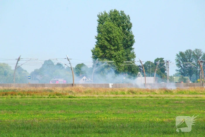 Bermbrand legt treinverkeer stil