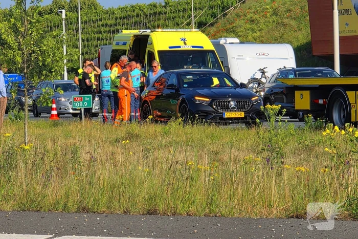 Ongeval met gewonde leidt tot afsluiting rijbaan