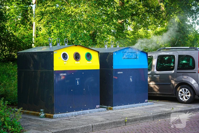 Kind ontdekt vuur in container