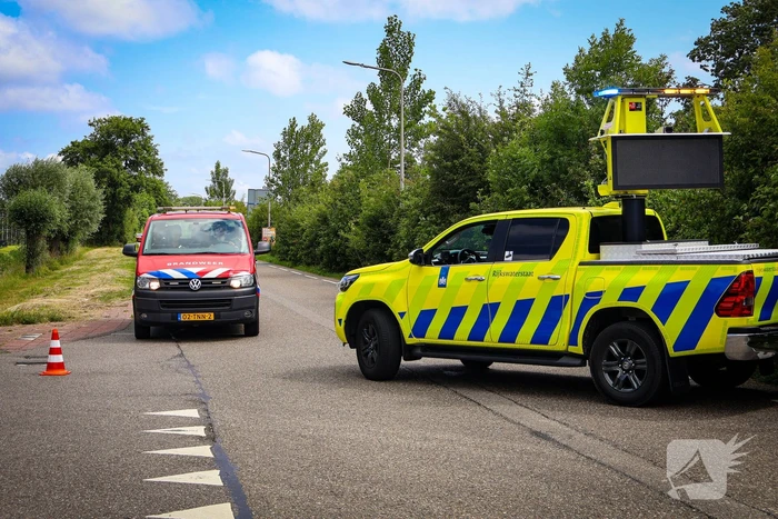 Wielrenner zwaargewond na val, politie doet onderzoek