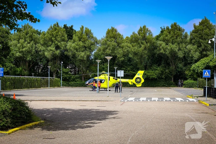 Wielrenner zwaargewond na val, politie doet onderzoek