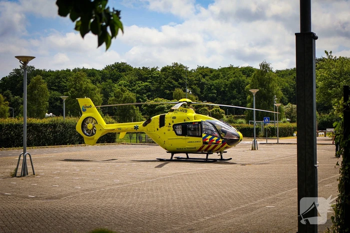 Wielrenner zwaargewond na val, politie doet onderzoek