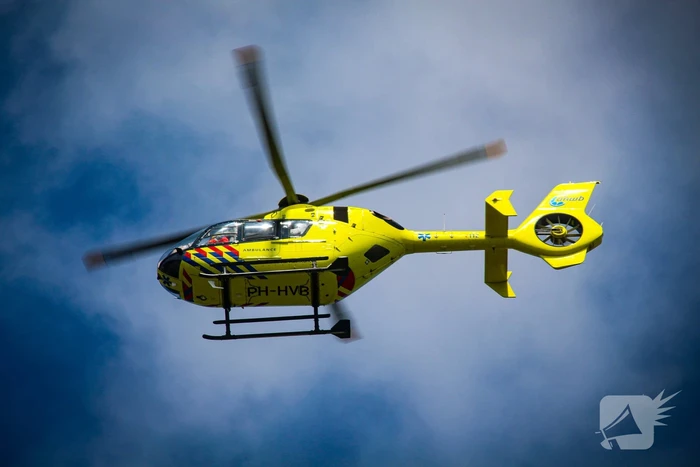 Wielrenner zwaargewond na val, politie doet onderzoek
