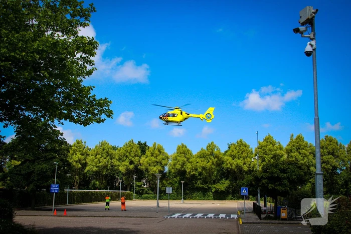 Wielrenner zwaargewond na val, politie doet onderzoek