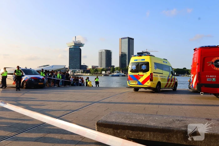 Zoekactie naar persoon te water in de hoofdstad