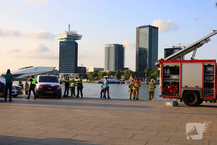 Zoekactie naar persoon te water in de hoofdstad