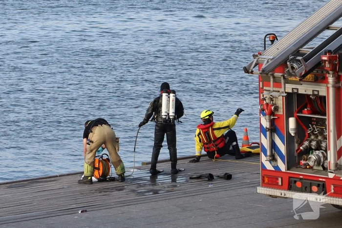 Zoekactie naar persoon te water in de hoofdstad