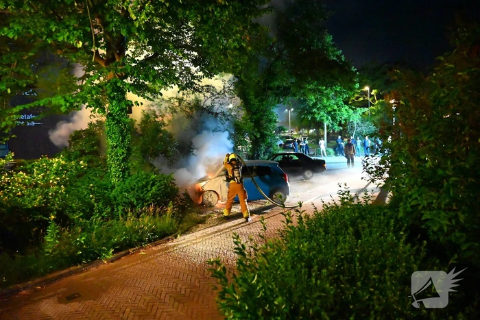 Voertuig in vlammen opgegaan
