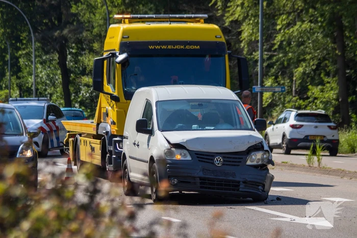 Forse verkeershinder door aanrijding