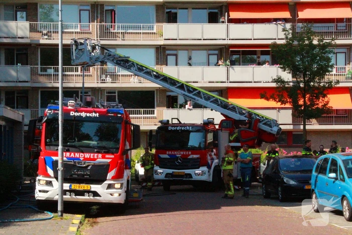 Uitslaande brand veroorzaakt aanzienlijke schade
