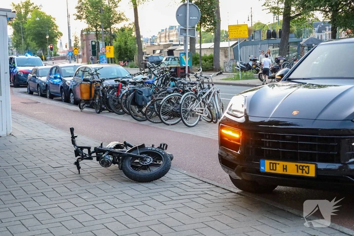 Twee gewonden bij steekincident na aanrijding