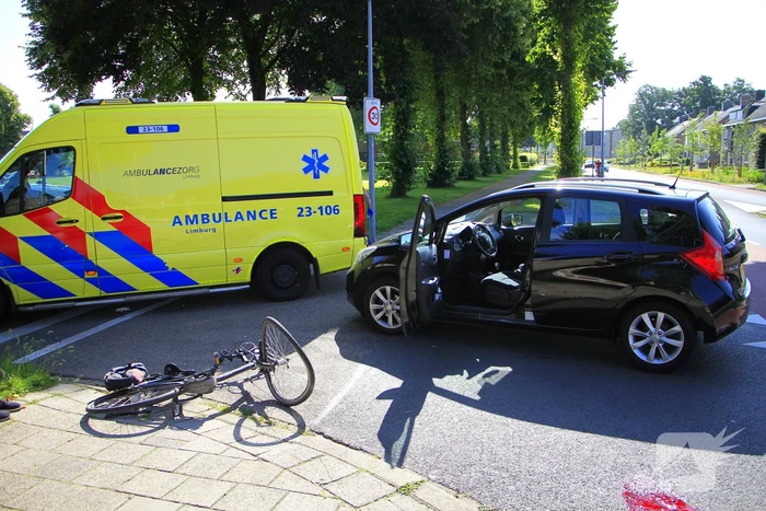 Fietser gewond bij aanrijding met auto
