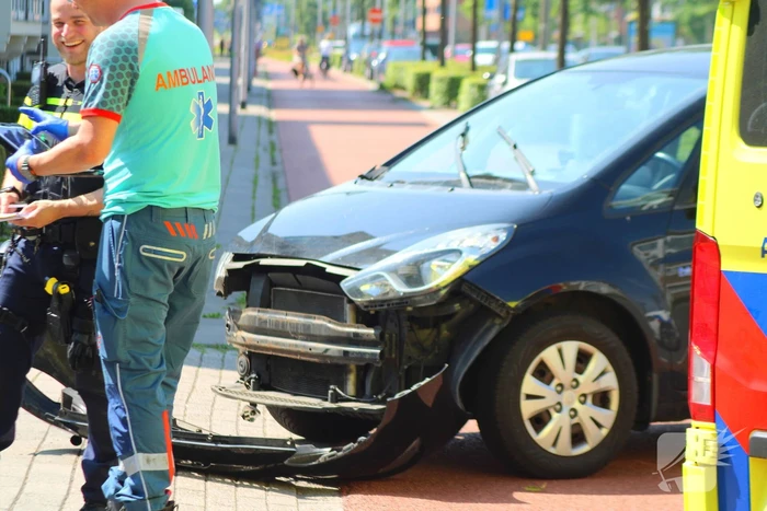 Scooterrijder over het hoofd gezien