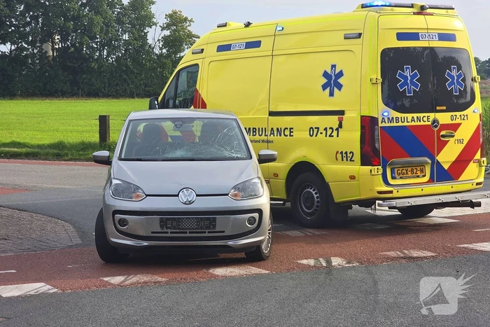 Wielrenner gewond bij aanrijding met auto