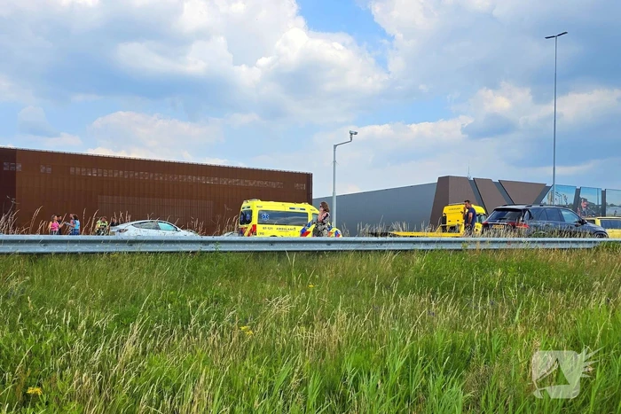 Meerdere voertuigen betrokken bij aanrijding met letsel