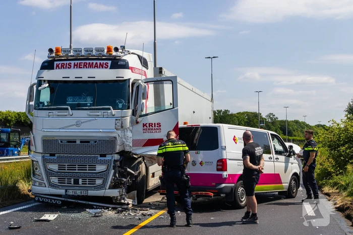 ongeval burgemeester letschertweg - n260 tilburg