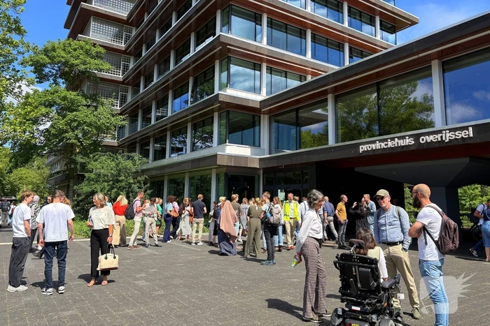Provinciehuis ontruimd wegens brand