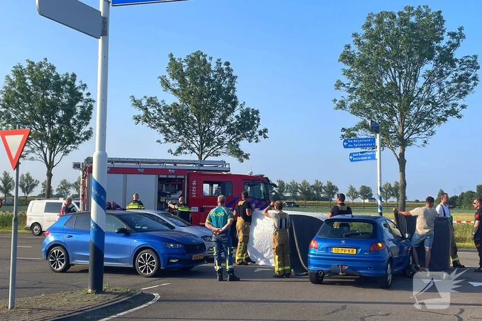 22-jarige motorrijder overleden, 17-jarige automobilist en moeder aangehouden