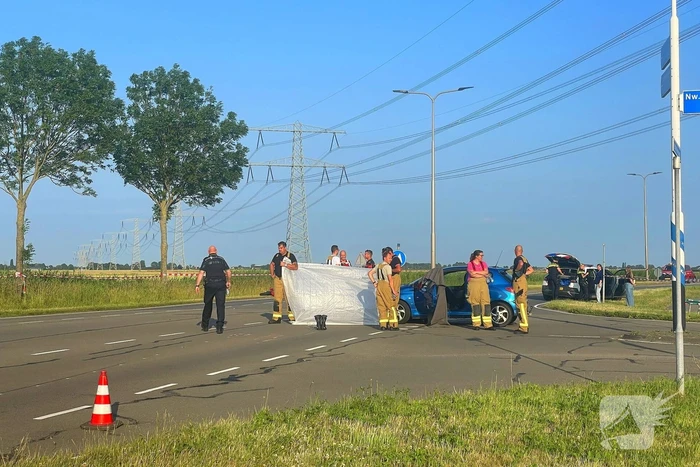 22-jarige motorrijder overleden, 17-jarige automobilist en moeder aangehouden