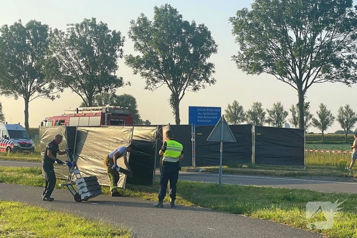 22-jarige motorrijder overleden, 17-jarige automobilist en moeder aangehouden