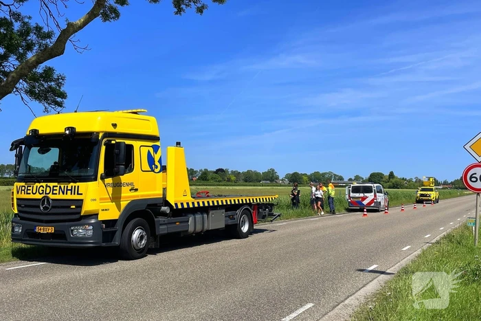 Auto belandt in sloot na ongeval