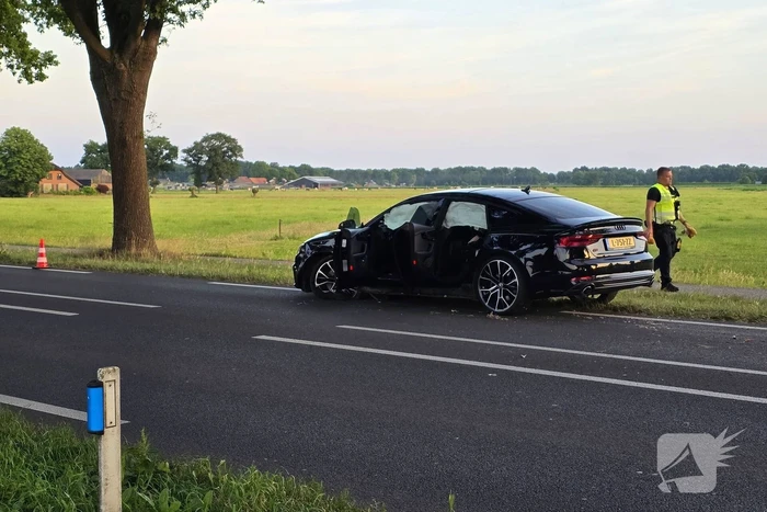 Meerdere gewonden bij botsing tussen luxe auto's