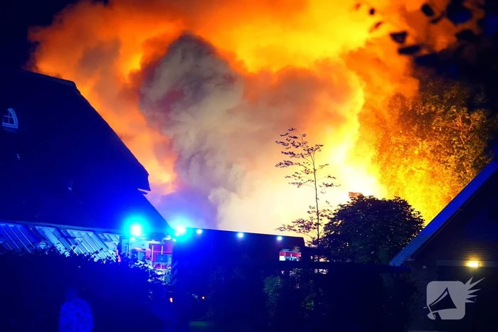 brand hoofdweg peest