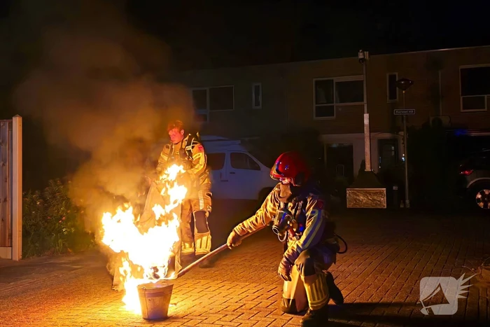 Jerrycan met brandstof veroorzaakt vuur