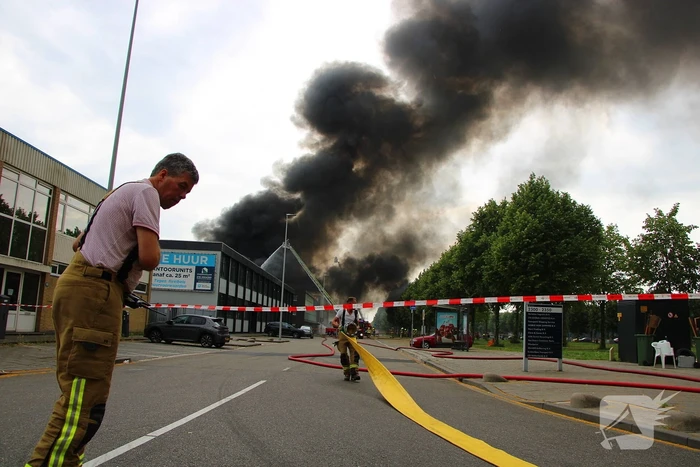 Flinke rookontwikkeling bij industriebrand